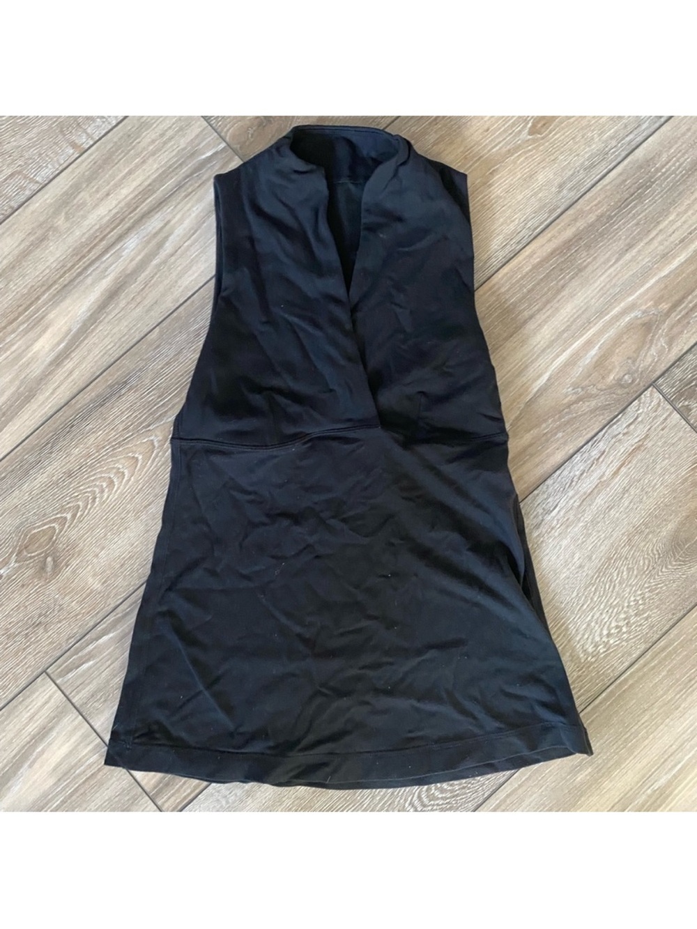 lululemon athletica Black Sleeveless V-Neck tank